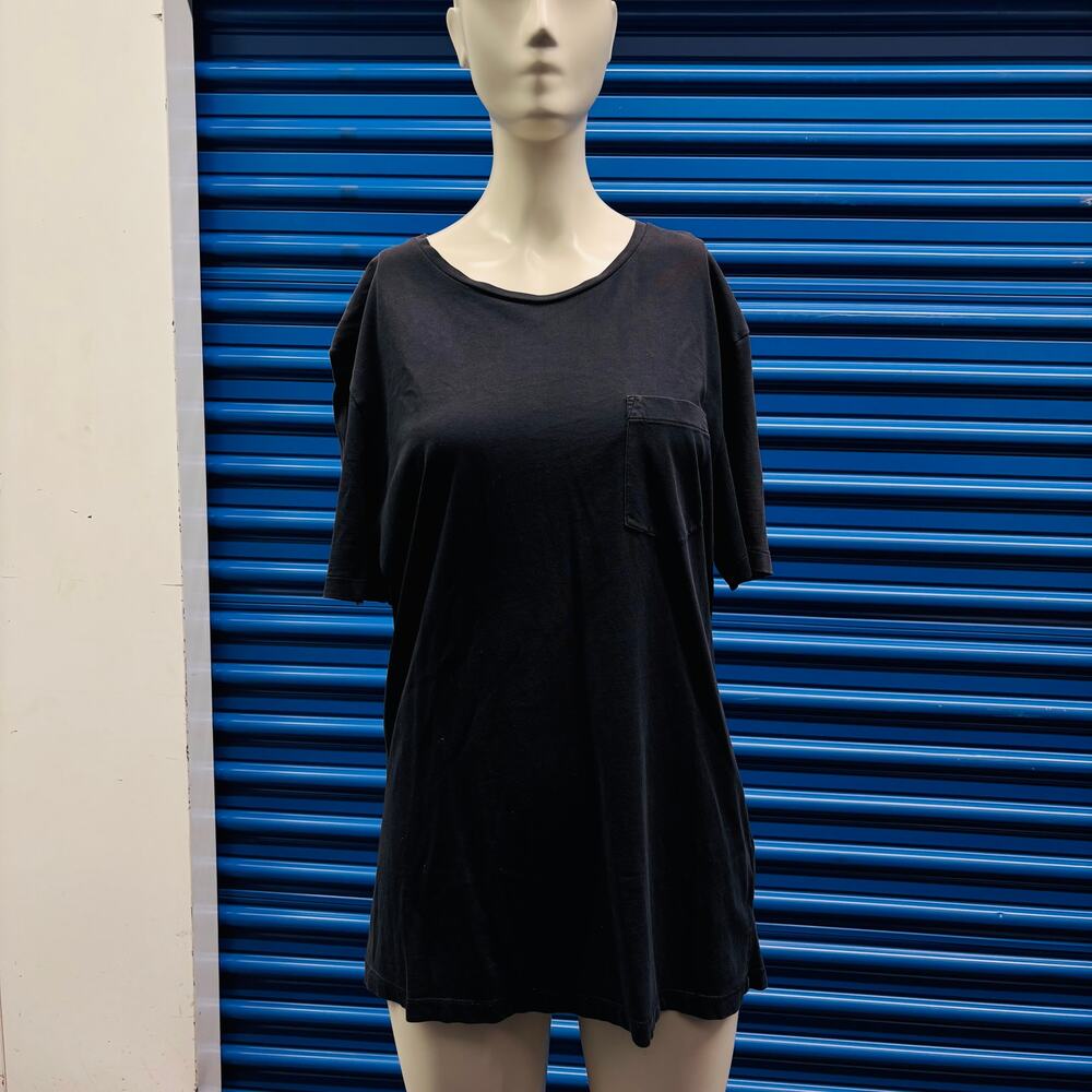 Oversized Pocket Tee COS Black Boxy Quiet Luxury